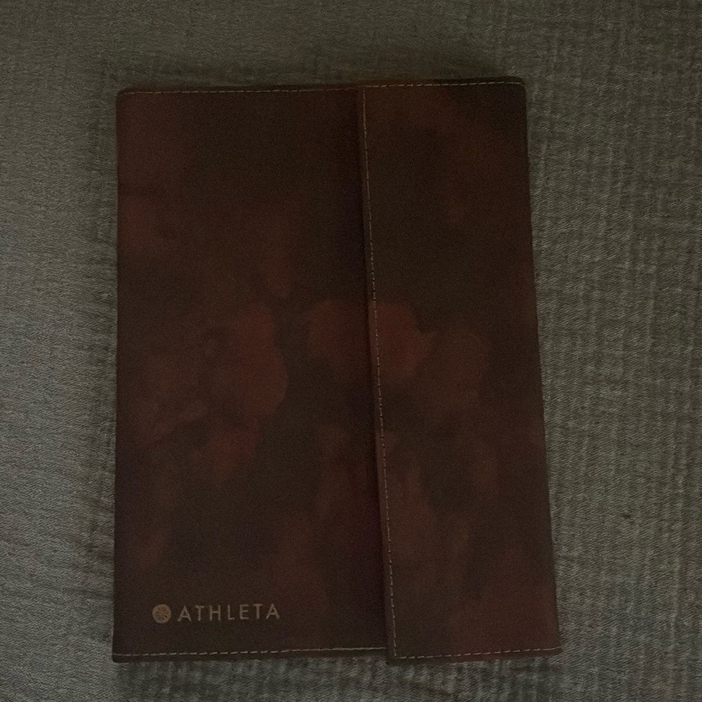 New Athleta Gratitude Journal (Brown)